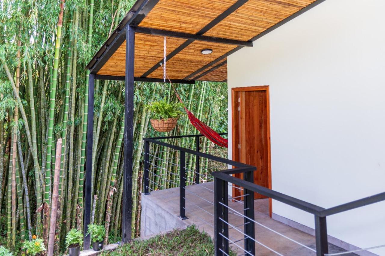 Agradable Cabana Cafetera Con Jacuzzi A 12 Min Del Centro De Pereira Eksteriør billede